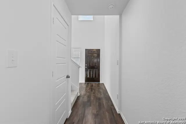 8252 Smithers Avenue, San Antonio, TX 78252 - Image #2