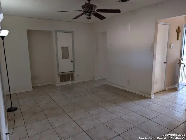 419 Bertetti, San Antonio, TX 78227 - Image #3