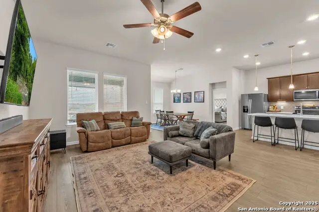 413 Cowboy Peak, Cibolo, TX 78108 - Image #3