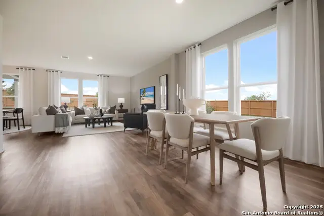 8248 Smithers Avenue, San Antonio, TX 78252 - Image #3