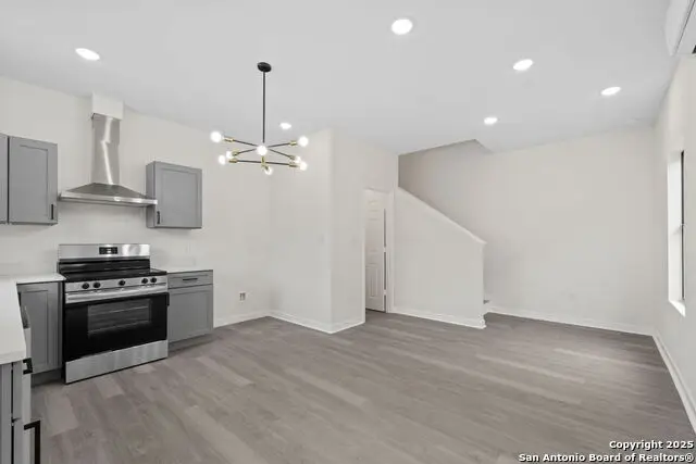 627 S Olive St, #102,202, San Antonio, TX 78203 - Image #3