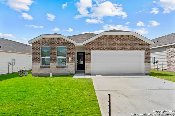 716 Horsetail Ln, New Braunfels, TX 78130