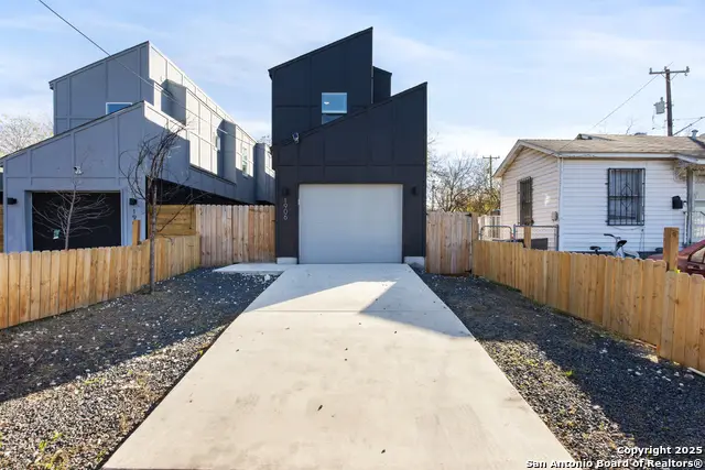 1906 E Crockett, San Antonio, TX 78202 - Image #1