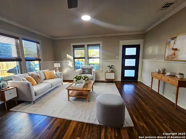 624 S Austin, Seguin, TX 78155