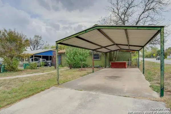 586 Overhill, San Antonio, TX 78228