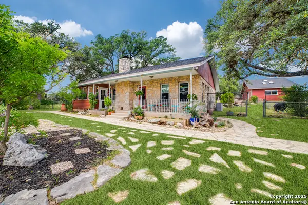 20892 Bluehill Pass, Helotes, TX 78023