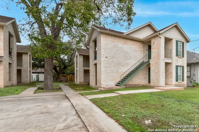 331 W Mistletoe, San Antonio, TX 78212 - Image #2
