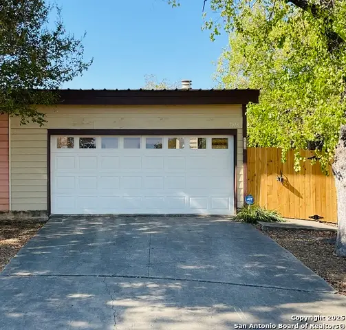 7918 Falcon Ridge, San Antonio, TX 78239 - Image #3