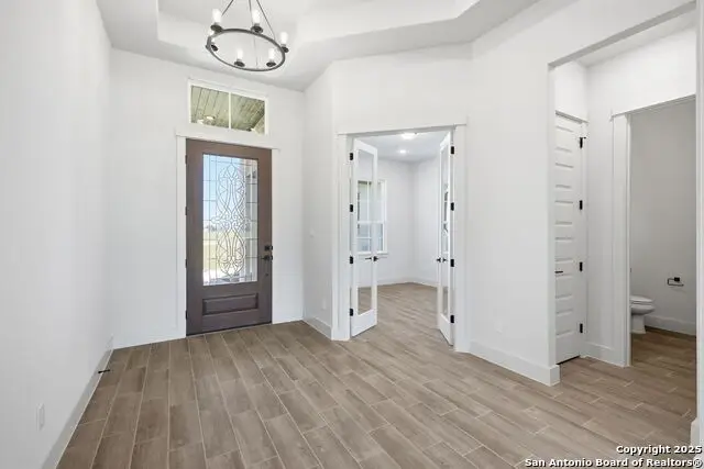 171 Pradera Ridge Drive, Floresville, TX 78114 - #2