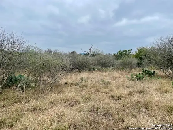 LOT 22 Brown Saddle, Bandera, TX 78003
