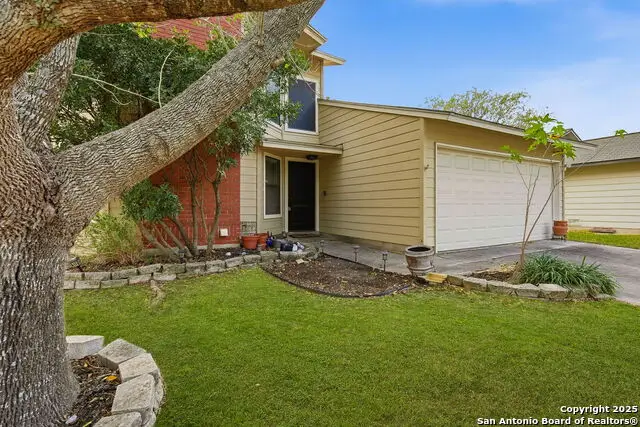 17007 Vista Bluff Dr, San Antonio, TX 78247 - Image #3