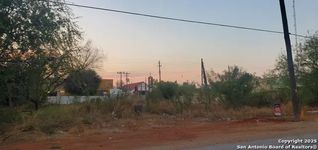 403 S Front, Cotulla, TX 78014 - Image #3