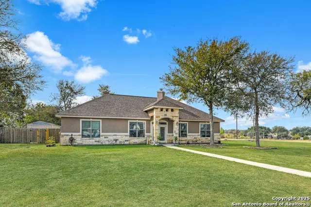 1310 Hunters Court, Seguin, TX 78155 - Image #2