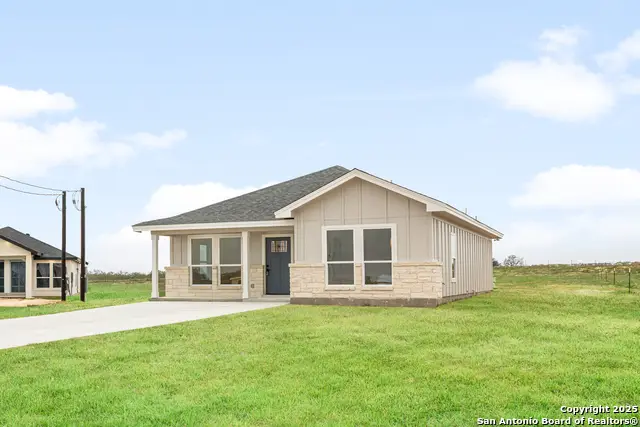 140 Camino Verde, La Vernia, TX 78121 - Image #3