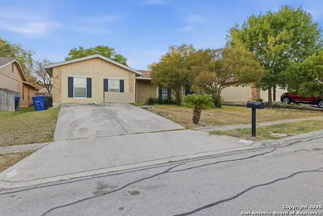 5631 Wood Oak, San Antonio, TX 78233 - Image #1