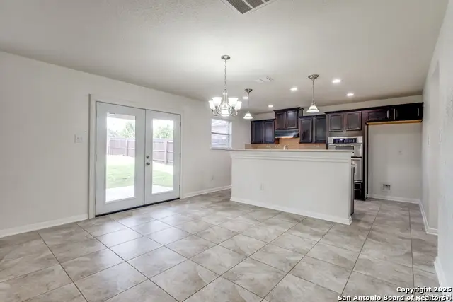 1115 Sundance, San Antonio, TX 78245 - Image #3