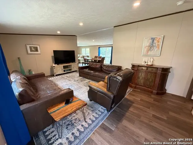 450 Mills, Pipe Creek, TX 78063 - Image #2