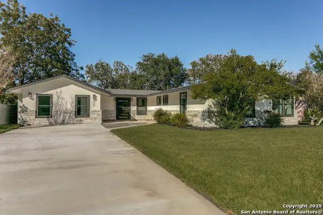 427 Laramie, San Antonio, TX 78209 - Image #2