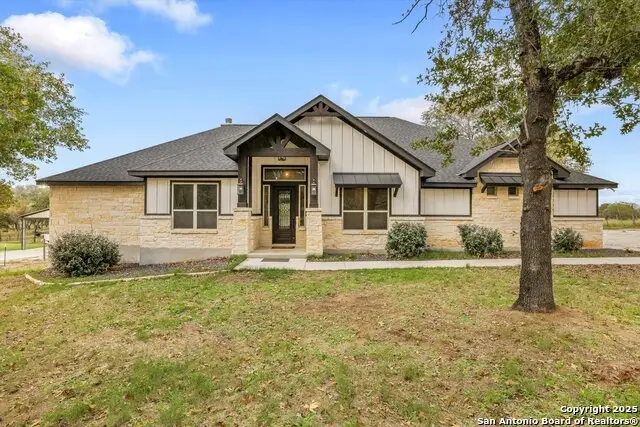 839 Shady Grove, Adkins, TX 78101 - Image #1