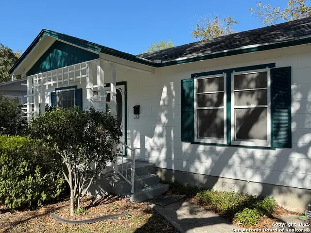 419 Walton, San Antonio, TX 78225 - Image #3