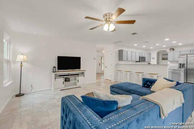 438 Tiger Hills, San Antonio, TX 78251 - Image #3