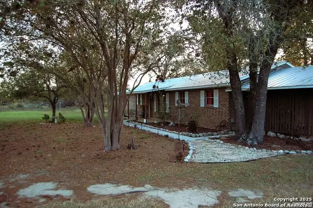 1380 County Road 6723, Natalia, TX 78059 - Image #2