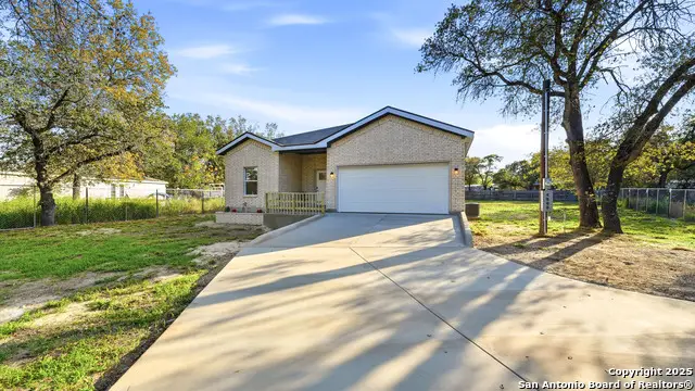 4606 Lee Way, Elmendorf, TX 78112 - Image #2