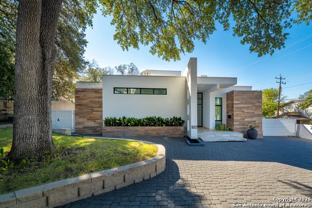 100 Canterbury Hill, Terrell Hills, TX 78209 - Image #1