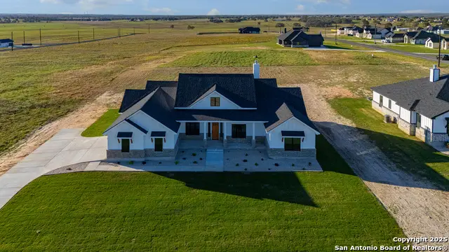 162 Estates Dr, La Vernia, TX 78121 - Image #3