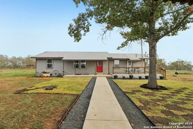 5054 Odaniel, Seguin, TX 78155 - Image #3