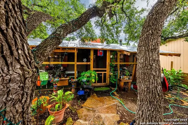 335 Flatrock, Canyon Lake, TX 78133 - Image #2