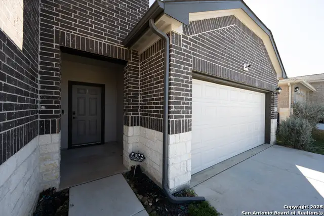 560 Chaco Loop, Seguin, TX 78155 - Image #1