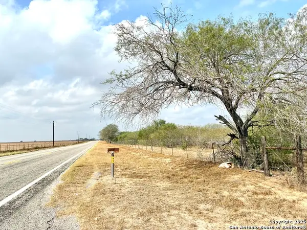 2713 Fm 716, Premont, TX 78375