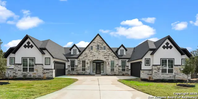 222 Raven Road, Castroville, TX 78009 - Image #2