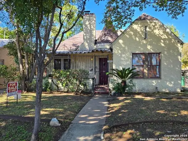 1643 Rosewood, San Antonio, TX 78201