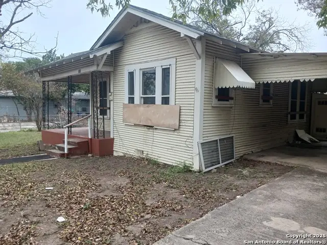 702 W Malone, San Antonio, TX 78225 - Image #2