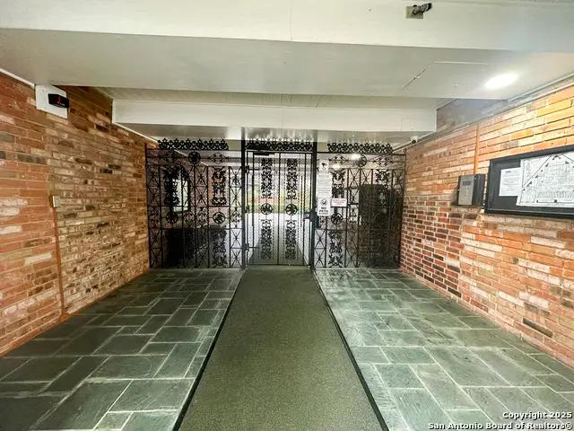 8401 N New Braunfels #317 A, San Antonio, TX 78209 - Image #2