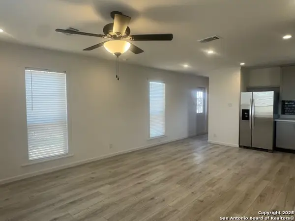 213 White, Pleasanton, TX 78064