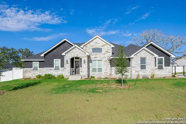 108 Timber Heights, La Vernia, TX 78121 - Image #1