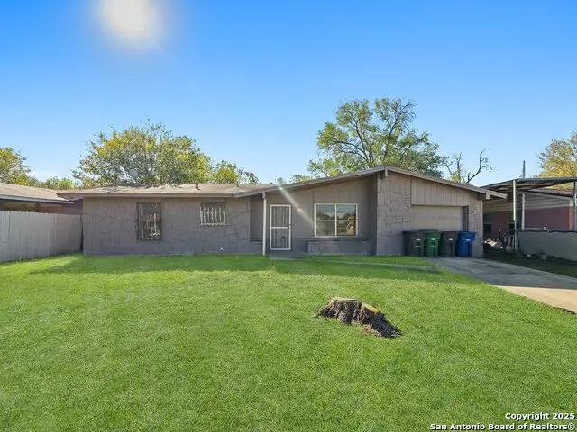 7702 Cartwheel Ln, San Antonio, TX 78227 - Image #1