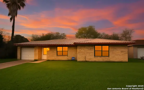 902 W Flournoy, Beeville, TX 78102