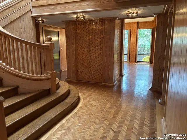 1049 Allen Ave., New Braunfels, TX 78006 - Image #3