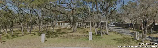 405 Fox Hall, Castle Hills, TX 78213