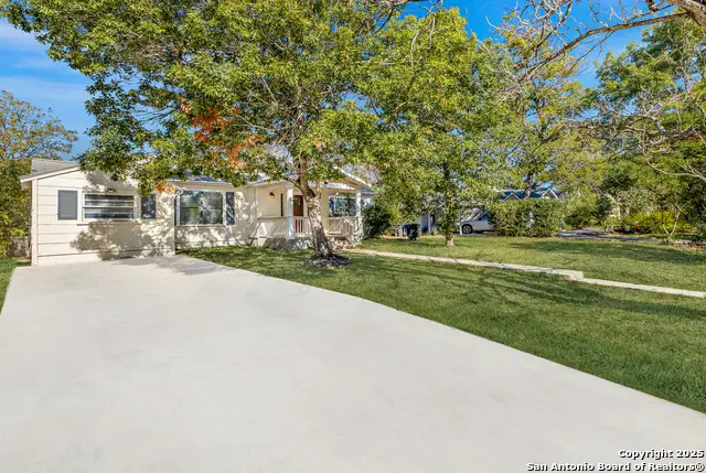 147 Larchmont, San Antonio, TX 78209 - Image #2