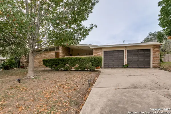 230 One Oak Dr., San Antonio, TX 78228