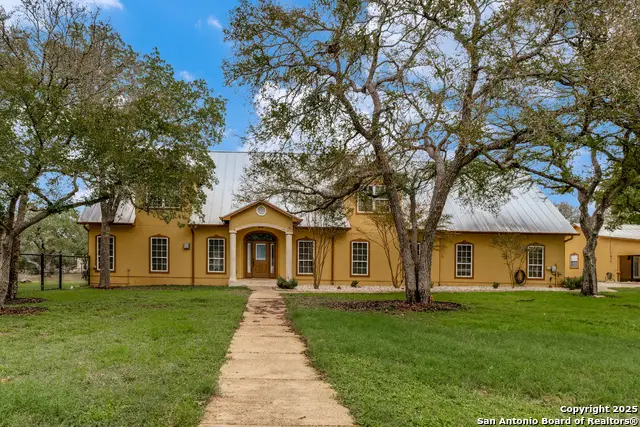 201 Yucca Canyon, Spring Branch, TX 78070 - Image #1