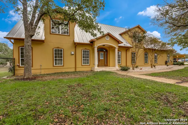 201 Yucca Canyon, Spring Branch, TX 78070 - Image #2