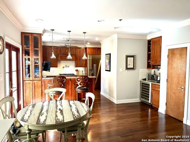 158 Katherine # B, San Antonio, TX 78209 - Image #2