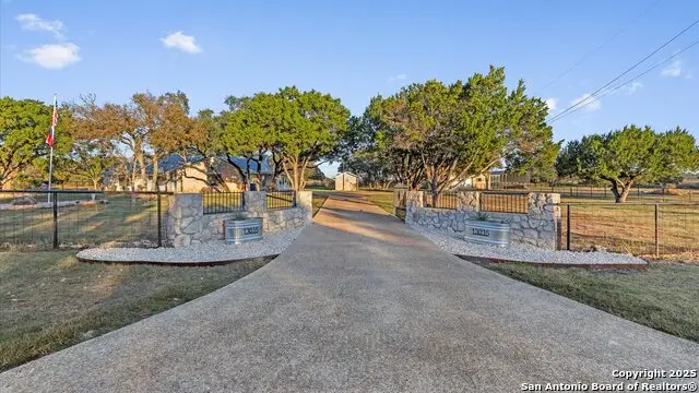 13035 Tonne Dr E, New Braunfels, TX 78132 - Image #1