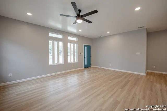 10750 Green Lake, San Antonio, TX 78223 - Image #3